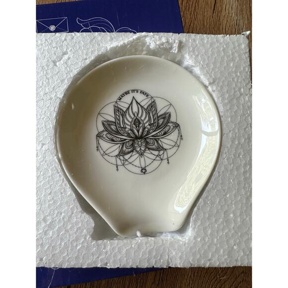 Fae Crate & Illumicrate Box Bundle Goodies - Picture 5 of 8